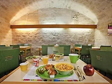 Hotell Ibis Styles Republique Le Marais 3*