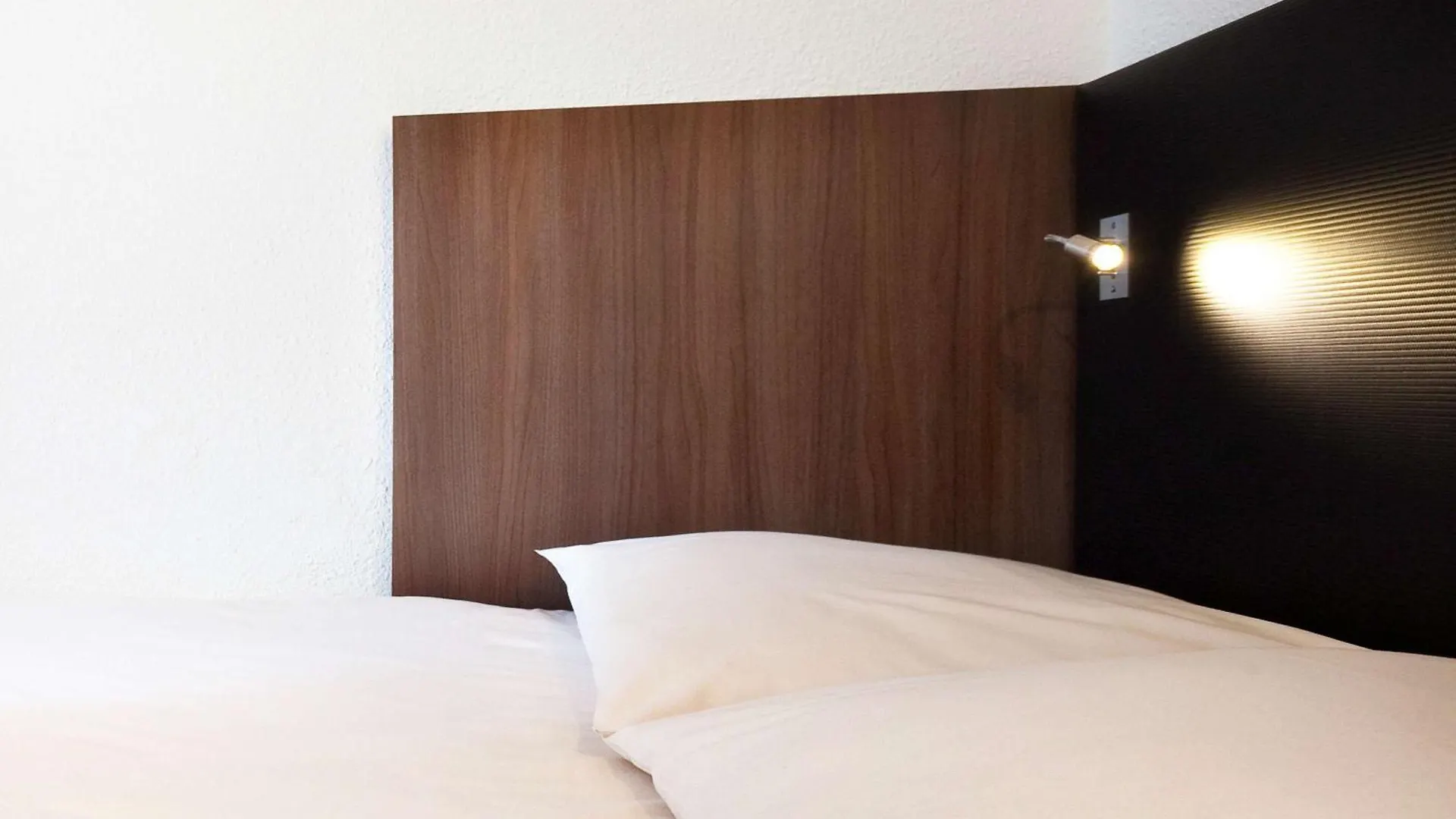 Ibis Styles Republique Le Marais Hotell 3*